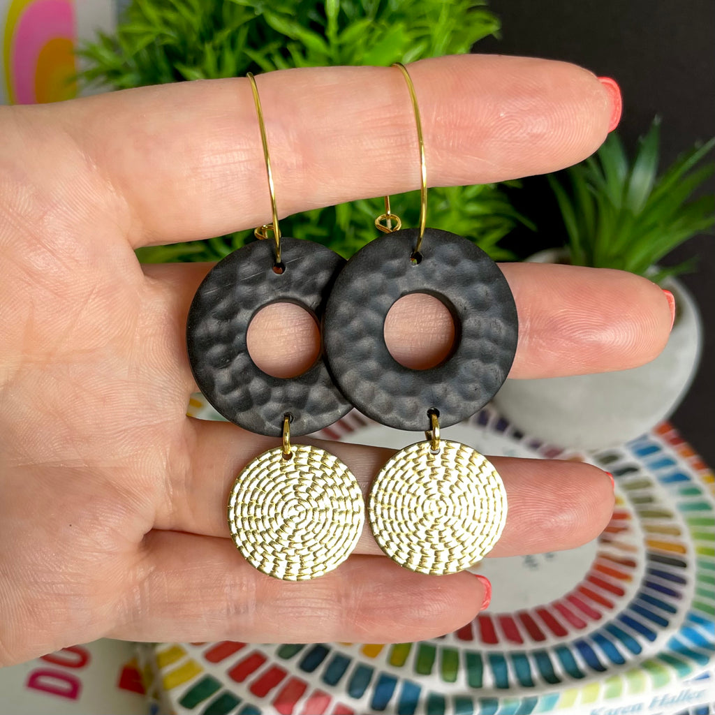 Black & Gold Textured Doughnut Hoops