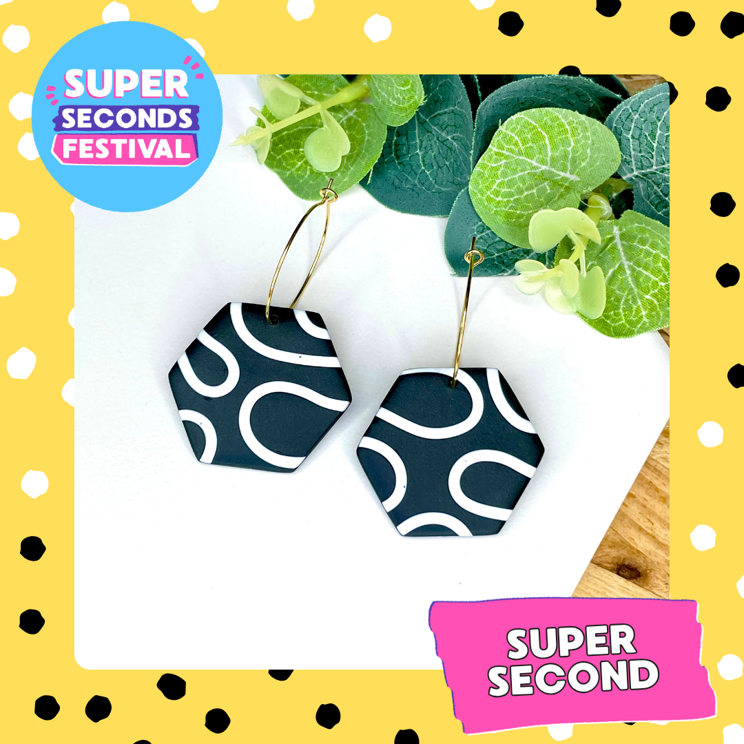 Black & White Squiggle Hexagon Hoop Earrings — Super Seconds