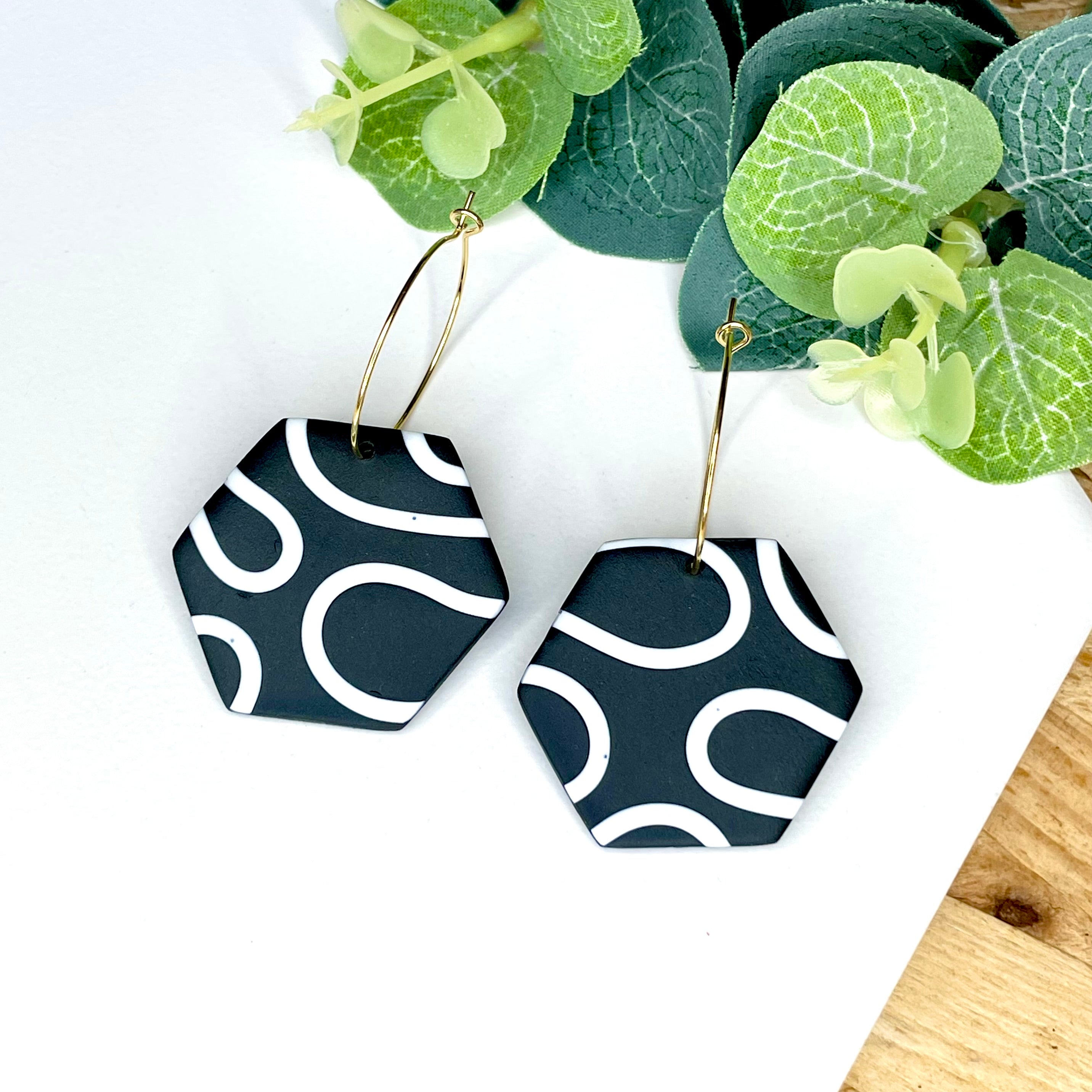 Black & White Squiggle Hexagon Hoops